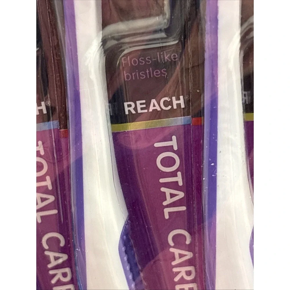 (18) Lot  Reach Total Care Floss Clean Toothbrush- Soft  Assorted Bulk Lot